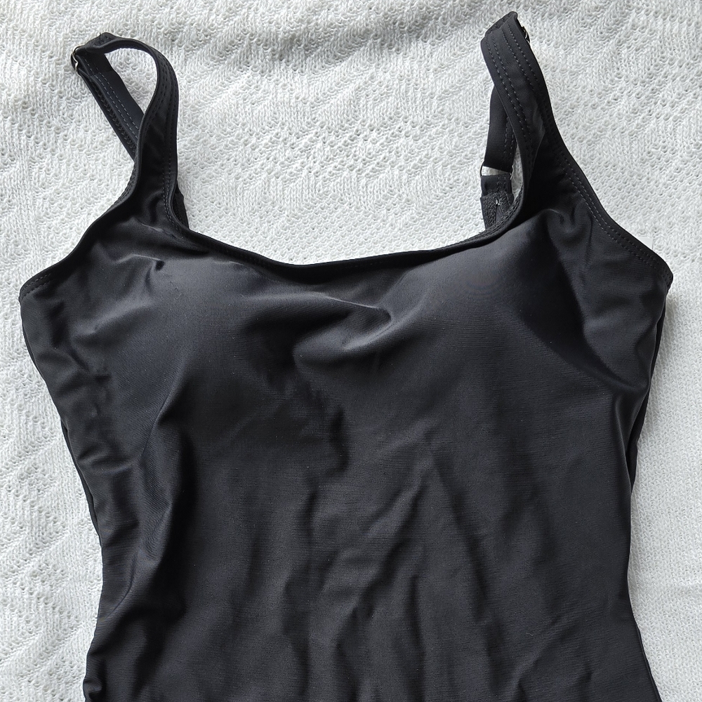 NWOT Black One-Piece Swimsuit - Picture 4 of 6